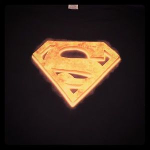 GOLD SUPERMAN LOGO T SHIRT🔥 MUST HAVE